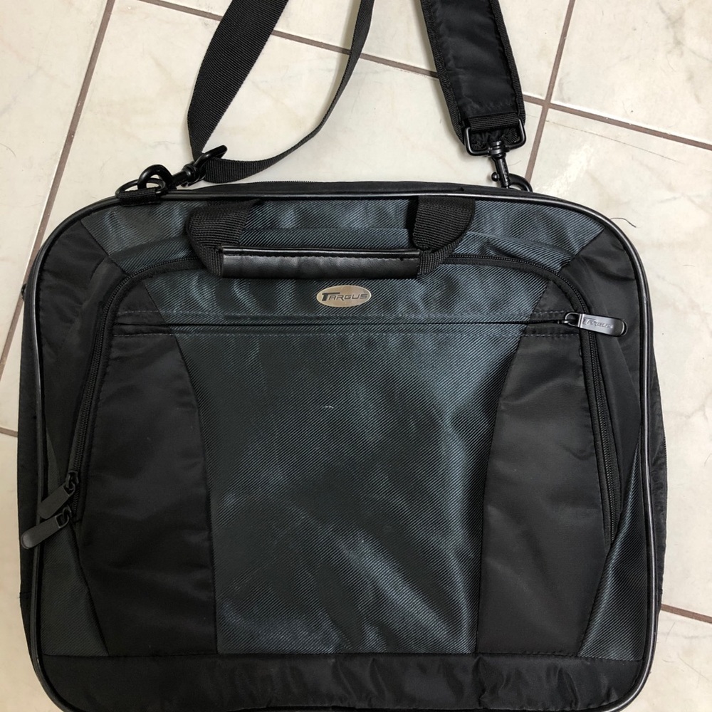 Brief case/ computer bag